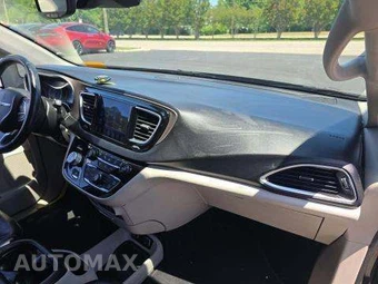 2017 Chrysler Pacifica Touring L Plus 121.6" WB – miniatura 20