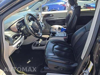 2017 Chrysler Pacifica Touring L Plus 121.6" WB – miniatura 6
