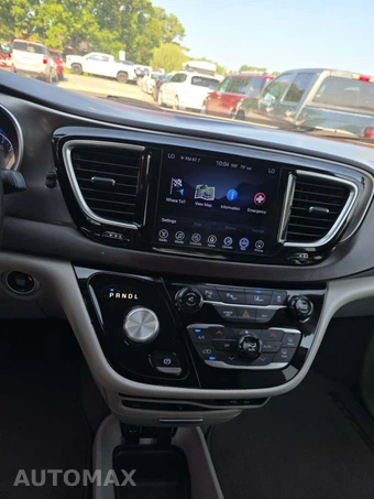 2017 Chrysler Pacifica Touring L Plus 121.6" WB - miniatura 10