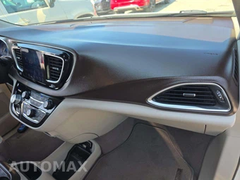 2017 Chrysler Pacifica Touring L Plus 121.6" WB - miniatura 20