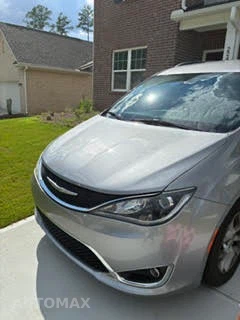 2017 Chrysler Pacifica Touring L Plus 121.6" WB - miniatura 2
