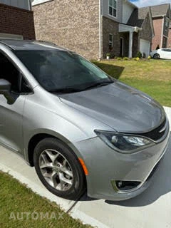 2017 Chrysler Pacifica Touring L Plus 121.6" WB - miniatura 4