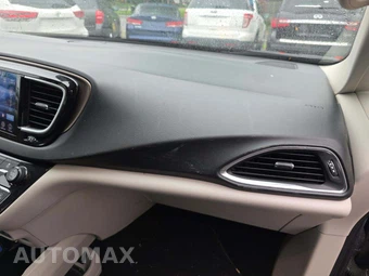 2017 Chrysler Pacifica Touring L Plus 121.6" WB - miniatura 20