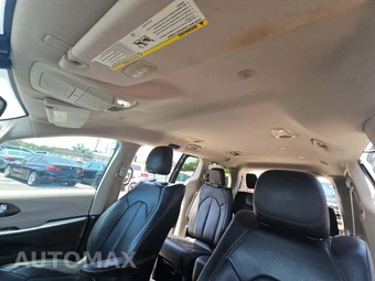 2017 Chrysler Pacifica Touring L Plus 121.6" WB – miniatura 11