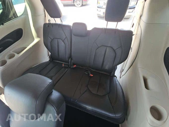 2017 Chrysler Pacifica Touring L Plus 121.6" WB – miniatura 14