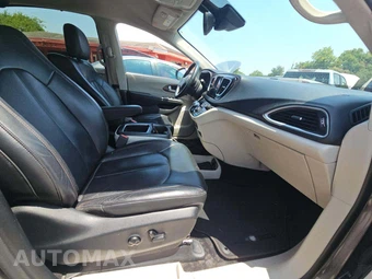 2017 Chrysler Pacifica Touring L Plus 121.6" WB – miniatura 19