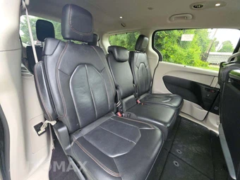 2017 Chrysler Pacifica Touring L Plus 121.6" WB – miniatura 14