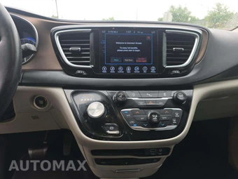 2017 Chrysler Pacifica Touring L Plus 121.6" WB – miniatura 7