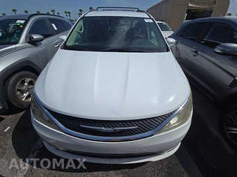 2017 Chrysler Pacifica Touring L Plus 121.6" WB – miniatura 2