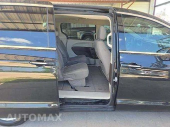 2017 Chrysler Pacifica Touring Plus 121.6" WB – miniatura 17