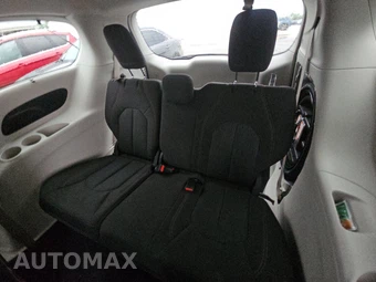 2017 Chrysler Pacifica Touring Plus 121.6" WB - miniatura 14