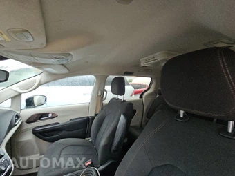 2017 Chrysler Pacifica Touring Plus 121.6" WB - miniatura 18