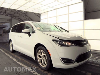 2017 Chrysler Pacifica Touring Plus 121.6" WB - miniatura 3