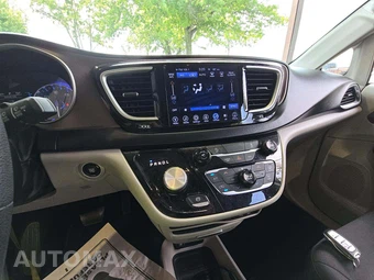 2017 Chrysler Pacifica Touring Plus 121.6" WB – miniatura 10