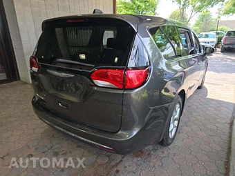 2017 Chrysler Pacifica Touring Plus 121.6" WB – miniatura 3