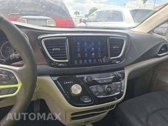 2017 Chrysler Pacifica Touring Plus 121.6" WB – miniatura 10