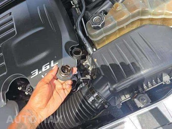 2017 Dodge Challenger GT – miniatura 24