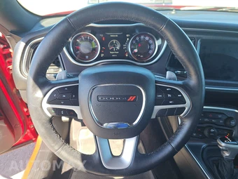 2017 Dodge Challenger GT – miniatura 10