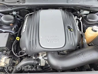 2017 Dodge Challenger R/T – miniatura 32