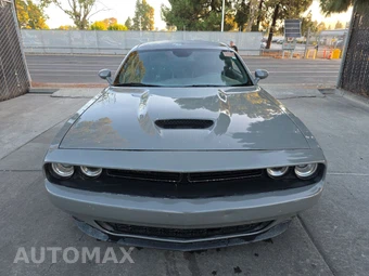 2017 Dodge Challenger R/T Scat Pack – miniatura 2