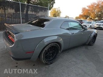 2017 Dodge Challenger R/T Scat Pack – miniatura 4