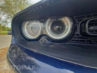 2017 Dodge Challenger SXT – miniatura 40