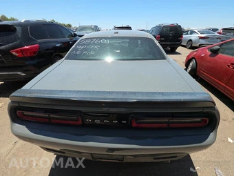 2017 Dodge Challenger SXT - miniatura 5