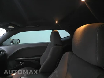 2017 Dodge Challenger SXT - miniatura 17