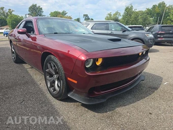 2017 Dodge Challenger SXT - miniatura 4