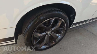 2017 Dodge Challenger SXT – miniatura 24