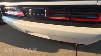 2017 Dodge Challenger SXT – miniatura 26