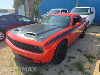 2017 Dodge Challenger SXT Plus