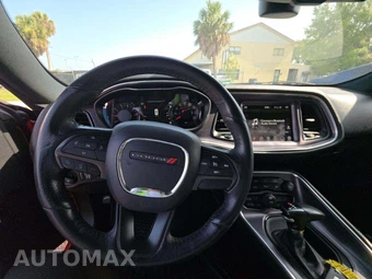 2017 Dodge Challenger SXT Plus – miniatura 10