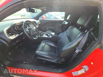 2017 Dodge Challenger SXT Plus – miniatura 6