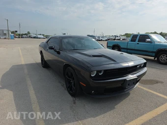 2017 Dodge Challenger SXT Plus - miniatura 3