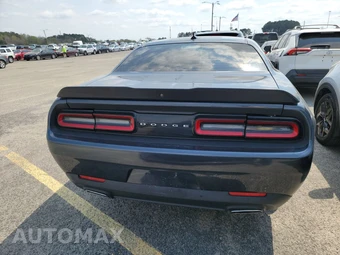 2017 Dodge Challenger SXT Plus - miniatura 5