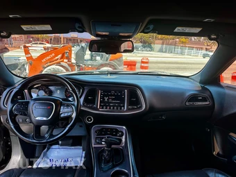2017 Dodge Challenger SXT Plus - miniatura 13