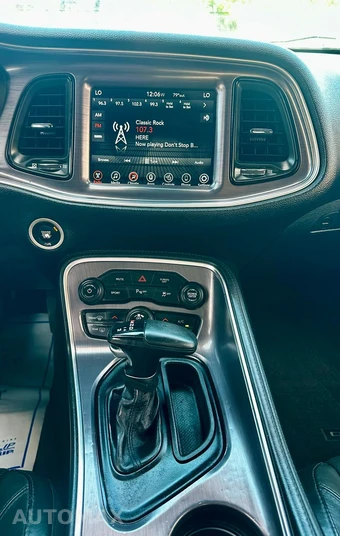 2017 Dodge Challenger SXT Plus - miniatura 17