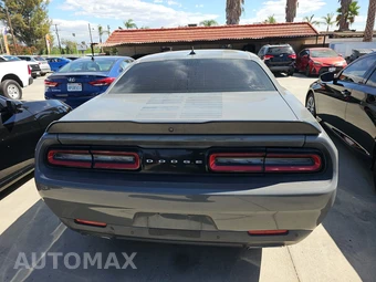 2017 Dodge Challenger SXT Plus - miniatura 5