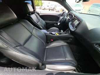 2017 Dodge Challenger SXT Plus – miniatura 15