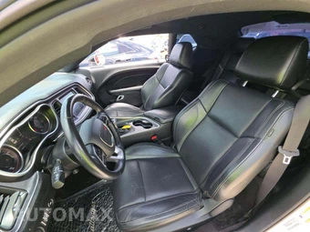 2017 Dodge Challenger SXT Plus – miniatura 3