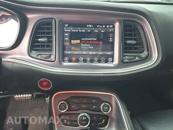 2017 Dodge Challenger SXT Plus – miniatura 10
