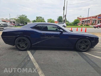 2017 Dodge Challenger SXT Plus – miniatura 4