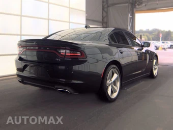 2017 Dodge Charger R/T – miniatura 4