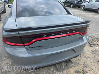 2017 Dodge Charger R/T – miniatura 5