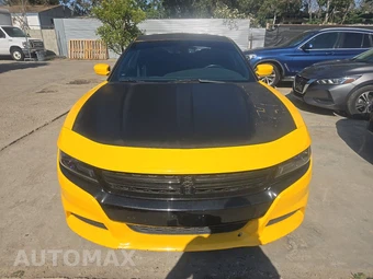2017 Dodge Charger R/T – miniatura 2