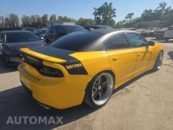 2017 Dodge Charger R/T – miniatura 4