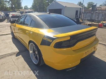 2017 Dodge Charger R/T – miniatura 6