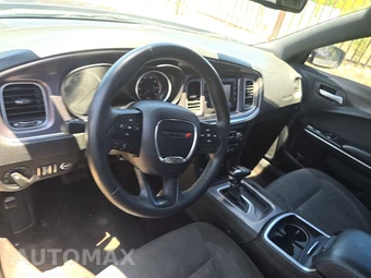 2017 Dodge Charger SE – miniatura 11