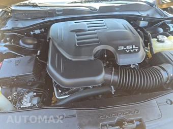 2017 Dodge Charger SE – miniatura 15